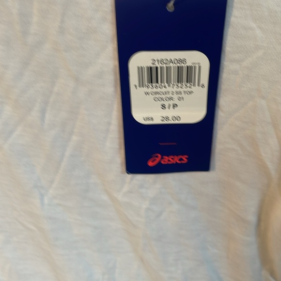 White ASICS crew neck t-shirt - Picture 2 of 4